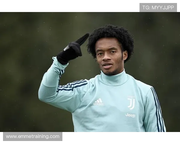 夸德拉多回忆囧叔称能扑出点球 感激他长期以来的帮助与支持 夸德拉多回忆囧叔称能扑出点球 感激他长期以来的帮助与支持