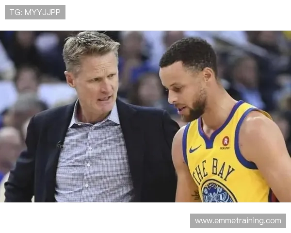 勇士进攻新花样6人上双 库里仍病着危机还没解除？